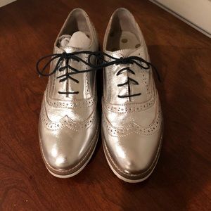 brooks gts ladies running shoes